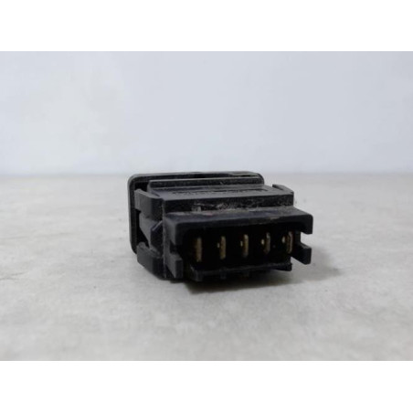 Bouton/Interrupteur RENAULT R25 PHASE 1 d’occasion