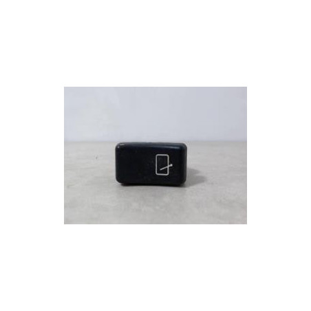 Bouton/Interrupteur RENAULT R25 PHASE 1 d’occasion