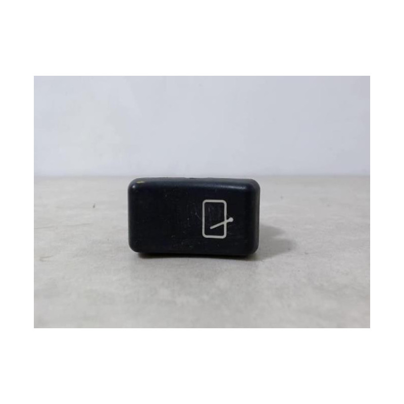 Bouton/Interrupteur RENAULT R25 PHASE 1 d’occasion