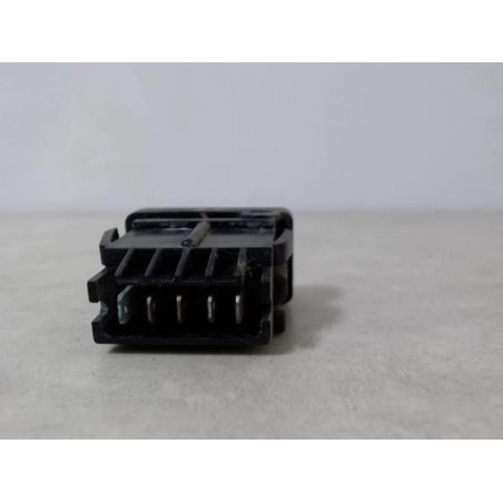 Bouton/Interrupteur RENAULT R25 PHASE 1 d’occasion