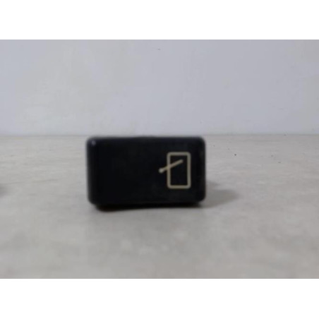 Bouton/Interrupteur RENAULT R25 PHASE 1 d’occasion