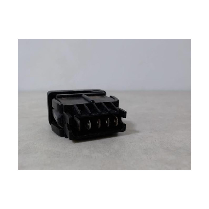 Bouton/Interrupteur RENAULT R25 PHASE 1 d’occasion