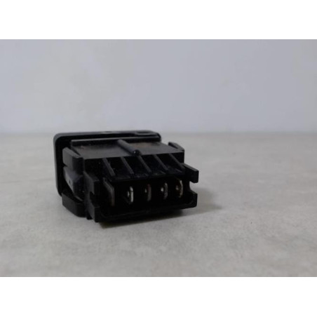 Bouton/Interrupteur RENAULT R25 PHASE 1 d’occasion