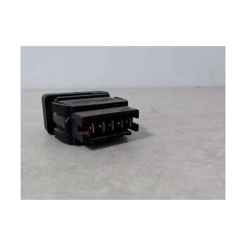 Bouton/Interrupteur RENAULT R9 d’occasion