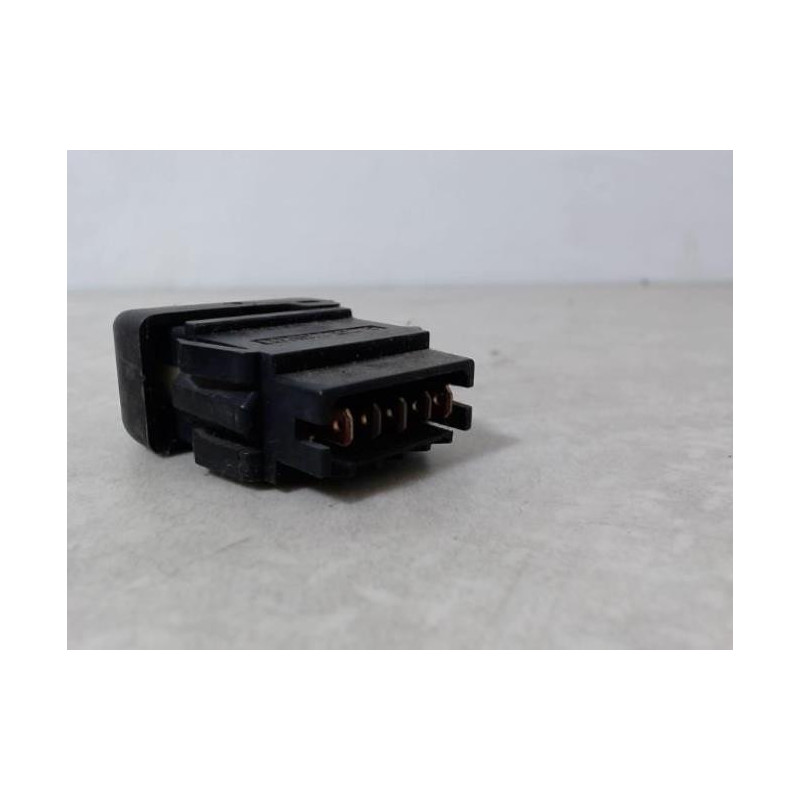 Bouton/Interrupteur RENAULT R9 d’occasion