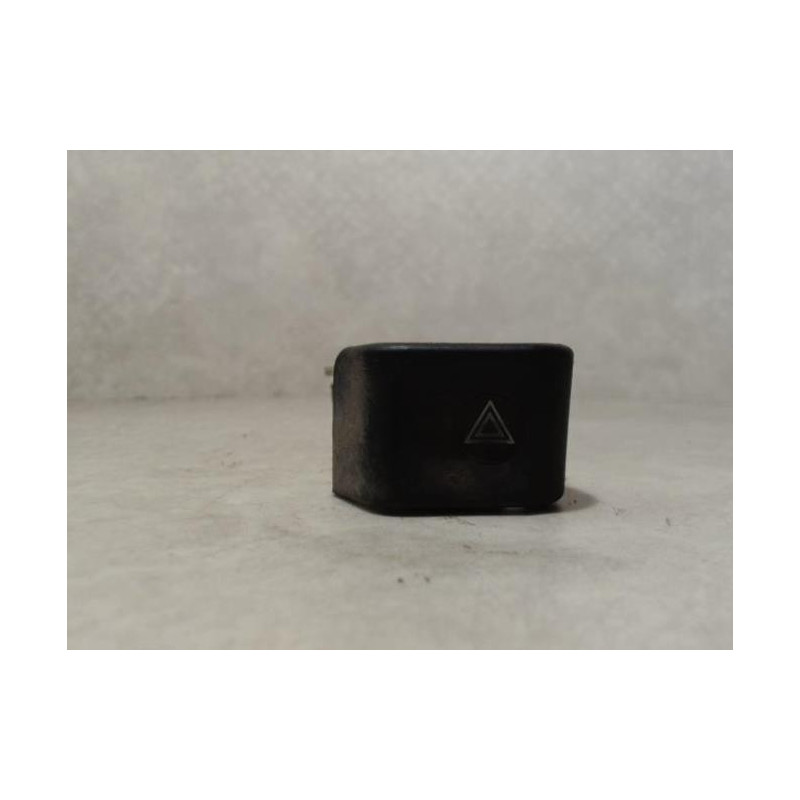 Bouton de warning CITROEN ZX PHASE 1 d’occasion