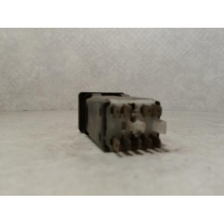 Bouton de warning RENAULT R19 PHASE 2 d’occasion