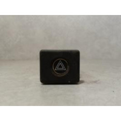 Bouton de warning RENAULT R19 PHASE 1 d’occasion