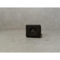 Bouton de warning RENAULT R19 PHASE 1 d’occasion