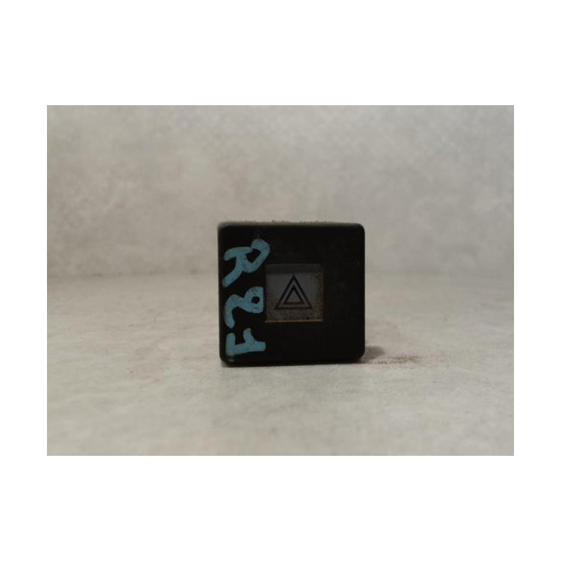 Bouton de warning RENAULT R25 PHASE 1 d’occasion