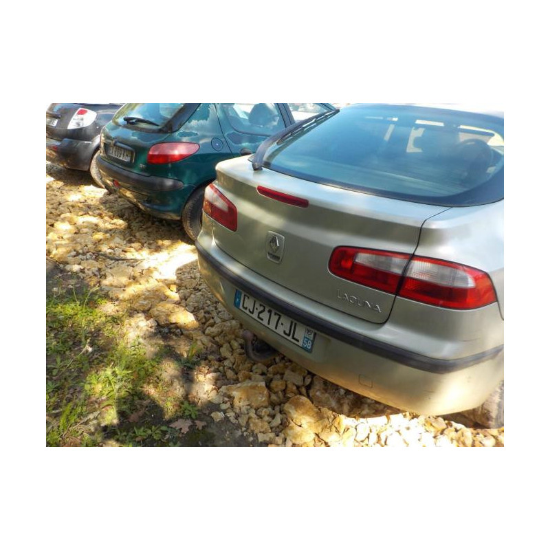 Anti brouillard droit (feux) RENAULT LAGUNA 2 PHASE 1 d’occasion