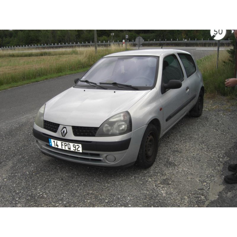 Anti brouillard gauche (feux) RENAULT CLIO 2 PHASE 2 d’occasion