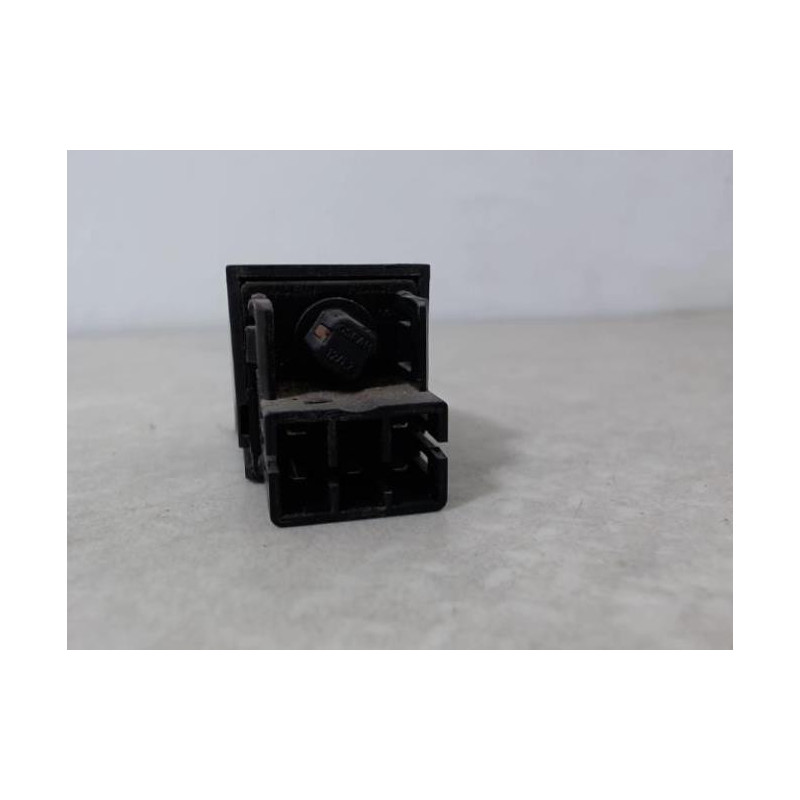 Bouton/Interrupteur RENAULT  d’occasion