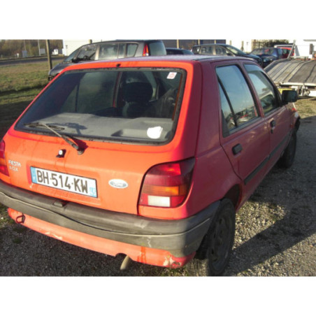 Relais electrique FORD FIESTA 3 PHASE 1 d’occasion