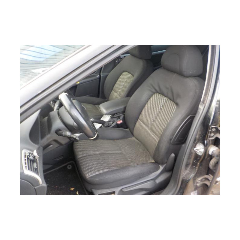 Feu arriere principal gauche (feux) PEUGEOT 407 PHASE 1 d’occasion