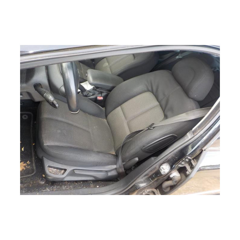 Feu arriere principal gauche (feux) PEUGEOT 407 PHASE 1 d’occasion
