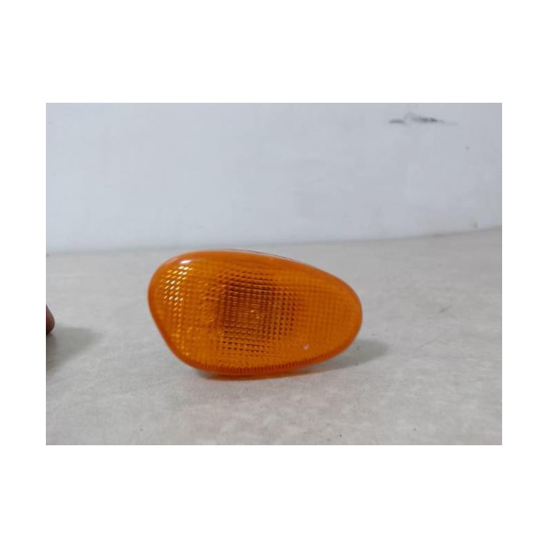 Repetiteur clignotant avant gauche (Feux) ALFA ROMEO 155 d’occasion