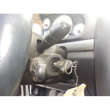 Feu arriere principal gauche (feux) PEUGEOT 407 PHASE 1 d’occasion