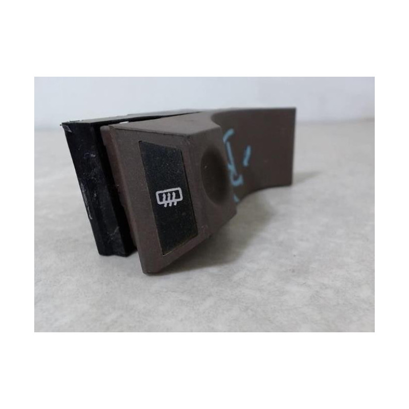 Commande degivrage lunette arriere CITROEN BX d’occasion