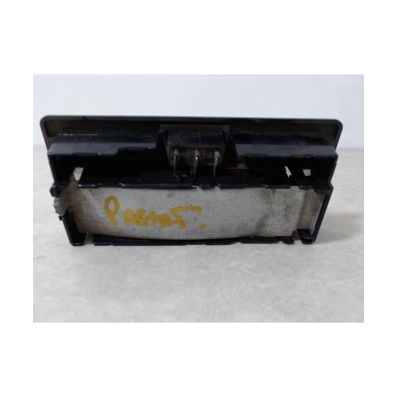 Eclairage de plafonnier VOLKSWAGEN PASSAT 4 PHASE 1 d’occasion