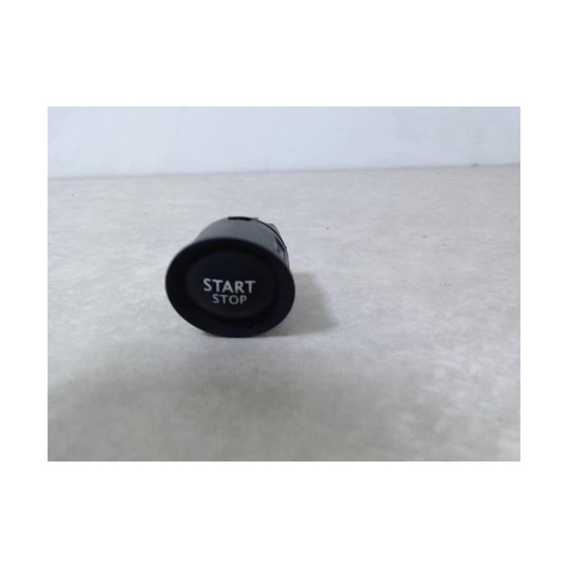 Bouton de demarrage RENAULT MEGANE 2 PHASE 1 d’occasion