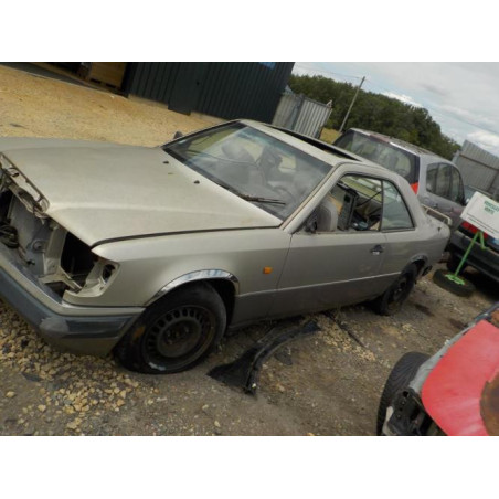 Platine feu arriere gauche MERCEDES 230 C124 PHASE 1 COUPE d’occasion