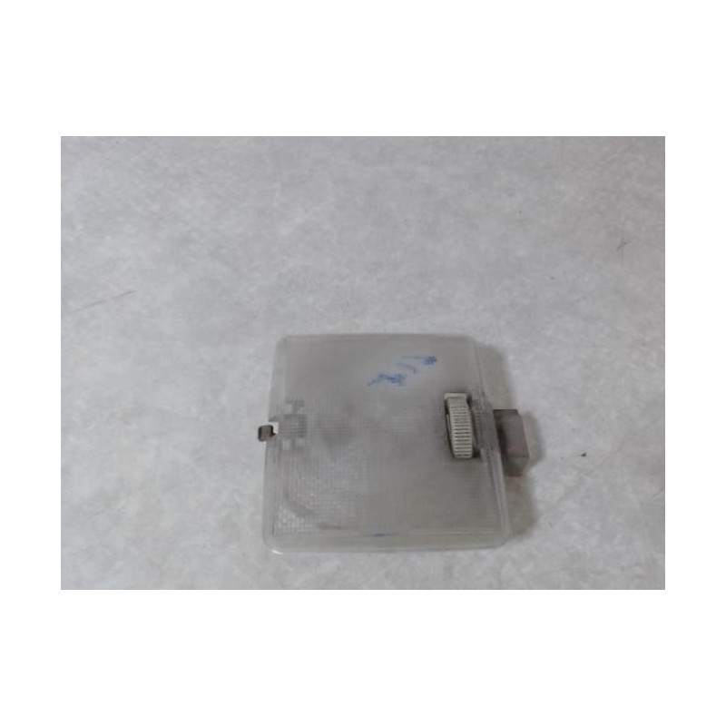 Eclairage de plafonnier AUDI 80 1 PHASE 2 d’occasion
