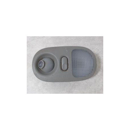 Eclairage de plafonnier RENAULT CLIO 2 PHASE 1 d’occasion