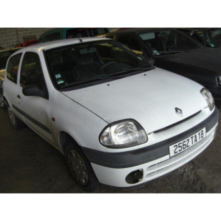 Eclairage de plafonnier RENAULT CLIO 2 PHASE 1 d’occasion