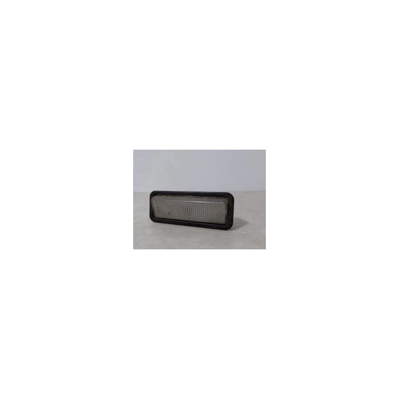 Eclairage de plafonnier PEUGEOT 405 PHASE 1 d’occasion