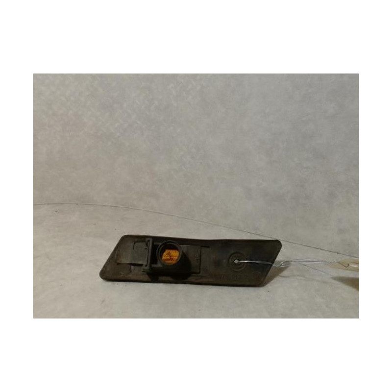 Repetiteur clignotant avant gauche (Feux) BMW SERIE 5 E39 PHASE 1 d’occasion
