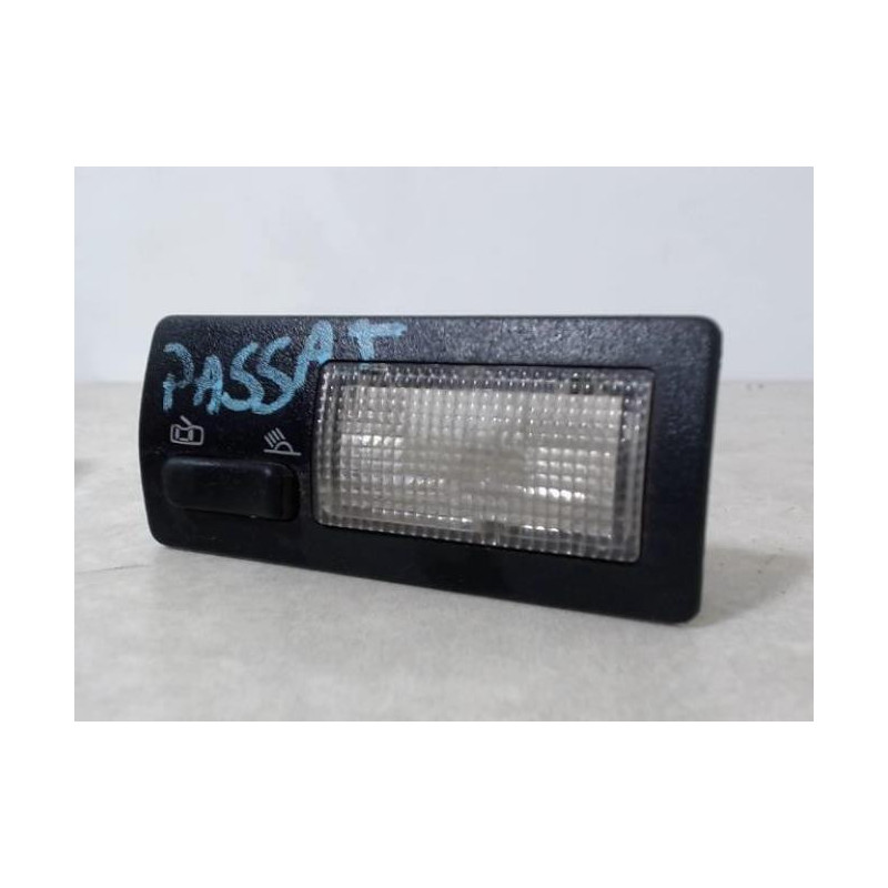 Eclairage de plafonnier VOLKSWAGEN BREAK GL 90 d’occasion