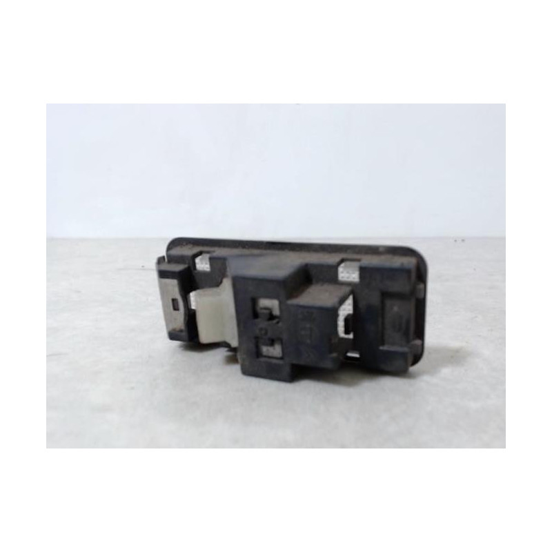 Eclairage de plafonnier PEUGEOT 206 PHASE 1 d’occasion