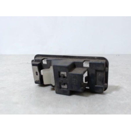 Eclairage de plafonnier PEUGEOT 206 PHASE 1 d’occasion