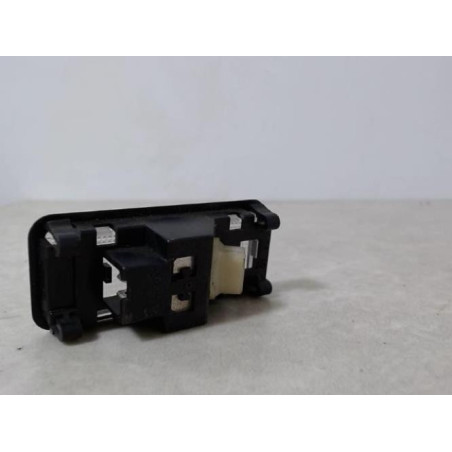Eclairage de plafonnier PEUGEOT 206 PHASE 2 BREAK d’occasion