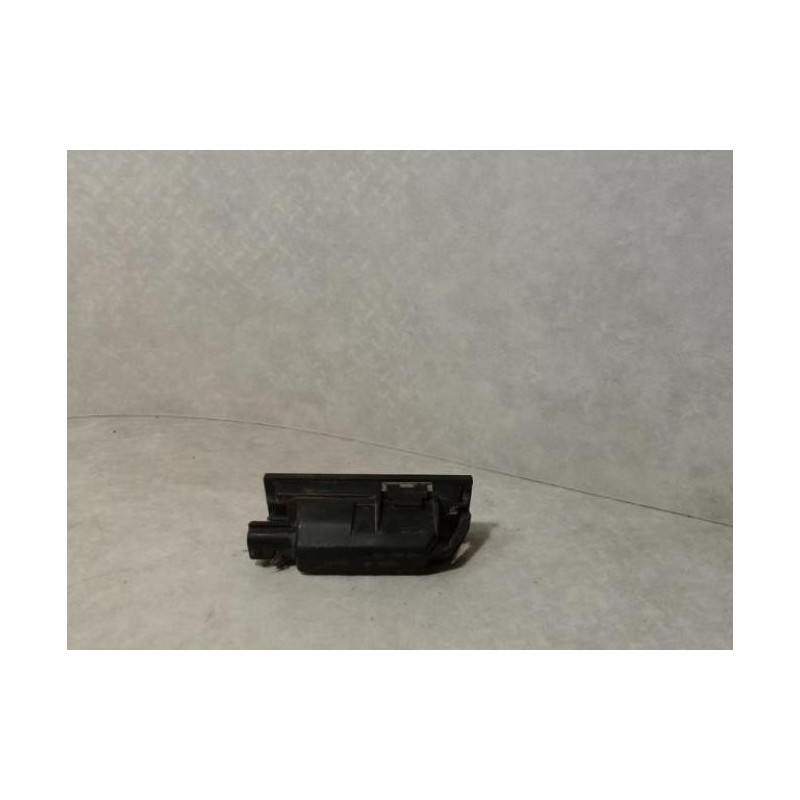 Eclairage de plaque RENAULT CLIO 3 PHASE 1 d’occasion