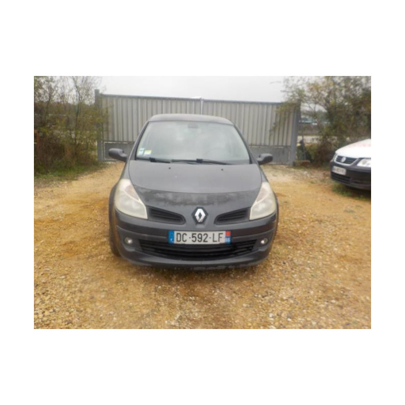Eclairage de plaque RENAULT CLIO 3 PHASE 1 d’occasion