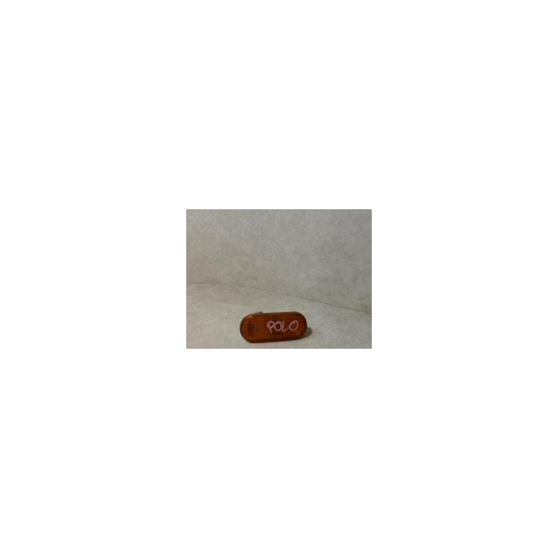 Repetiteur clignotant avant gauche (Feux) VOLKSWAGEN POLO 3 PHASE 1 d’occasion