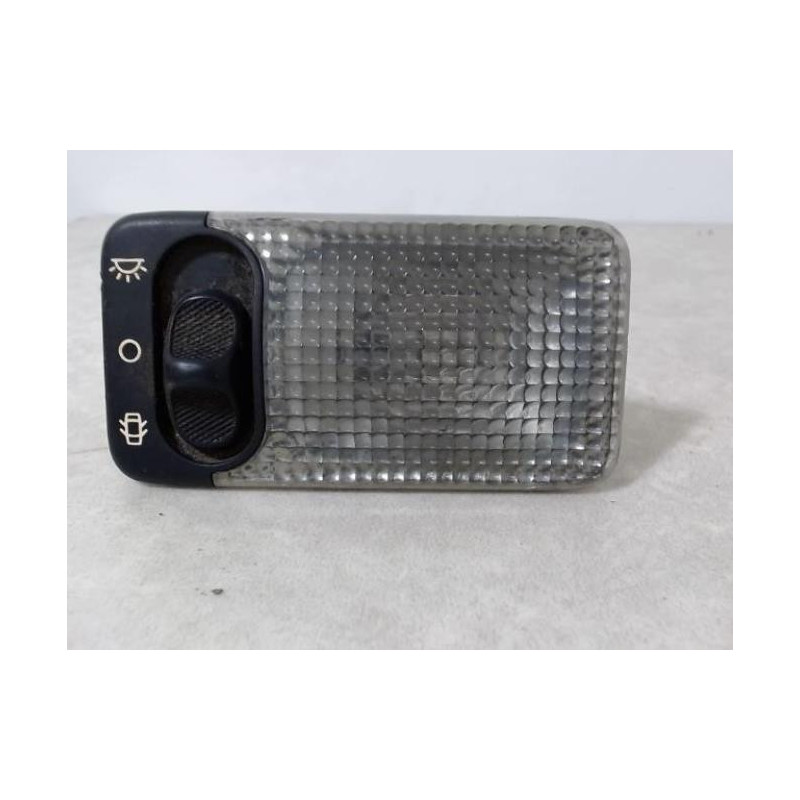 Eclairage de plafonnier PEUGEOT 206 PHASE 1 d’occasion