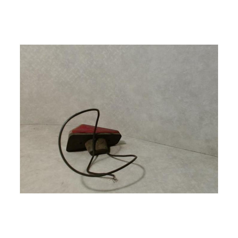 Feu arriere secondaire droit (feux) RENAULT R6 d’occasion