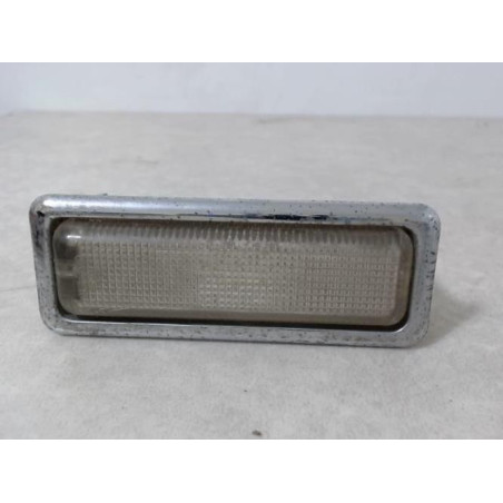 Eclairage de plafonnier RENAULT R11 d’occasion