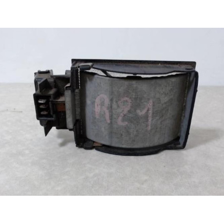 Eclairage de plafonnier RENAULT R21 PHASE 2 d’occasion