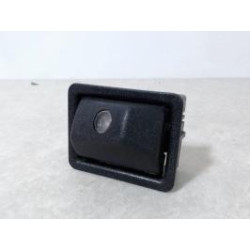 Eclairage de plafonnier PEUGEOT 405 PHASE 1 d’occasion