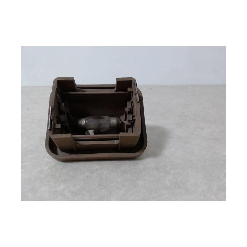 Eclairage de plafonnier PEUGEOT 309 PHASE 2 d’occasion
