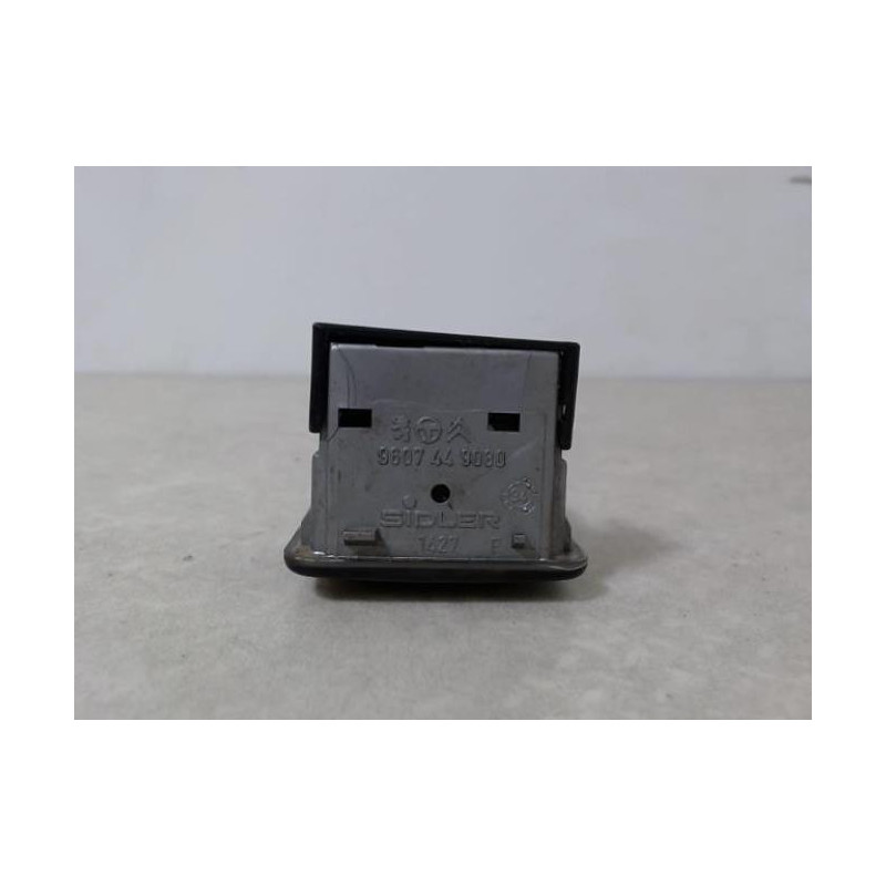 Eclairage de plafonnier PEUGEOT 306 PHASE 1 d’occasion