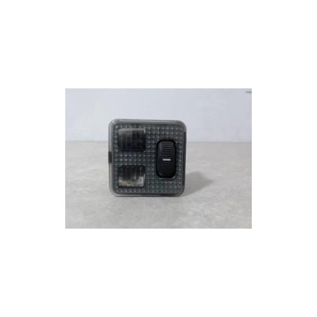 Eclairage de plafonnier PEUGEOT 306 PHASE 2 d’occasion