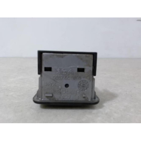 Eclairage de plafonnier PEUGEOT 306 PHASE 2 d’occasion