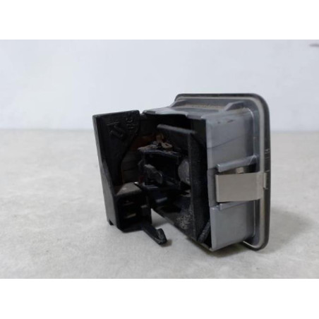 Eclairage de plafonnier PEUGEOT 306 PHASE 2 d’occasion