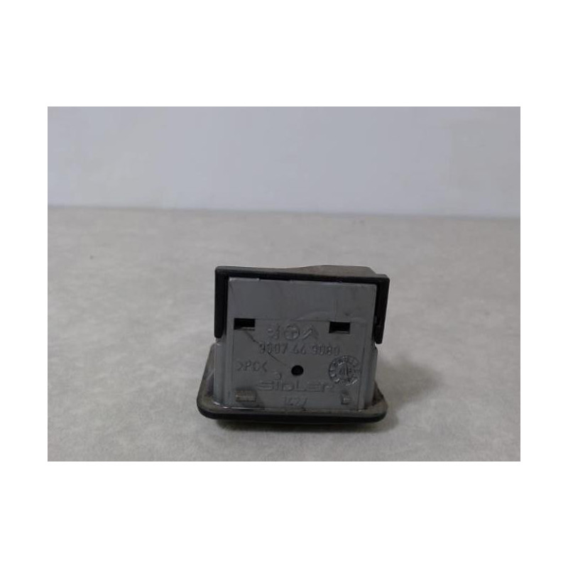Eclairage de plafonnier PEUGEOT 306 PHASE 2 d’occasion