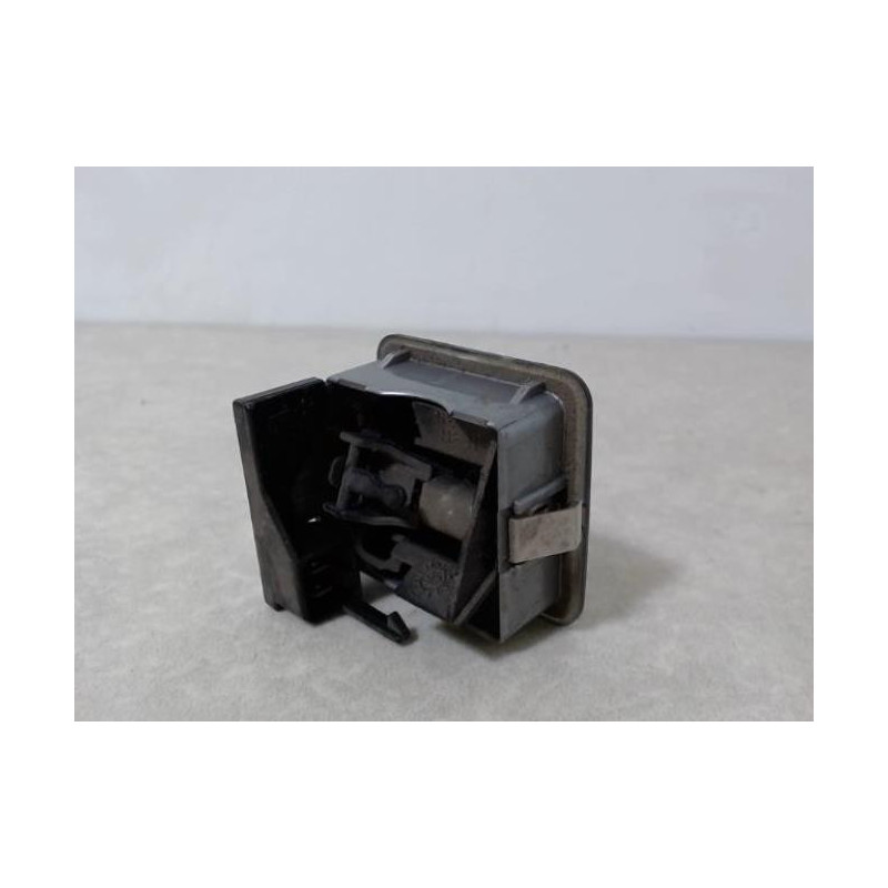 Eclairage de plafonnier PEUGEOT 306 PHASE 2 d’occasion